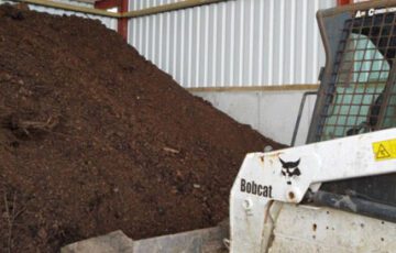 Radharc Nurseries provides topsoil, bark mulch and decorative pebble/gravel mulches.